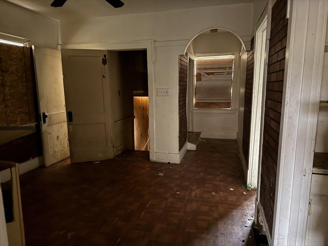 3528 North 15th Street Milwaukee, WI 53206 - Photo 9 of 21 IMG_1538