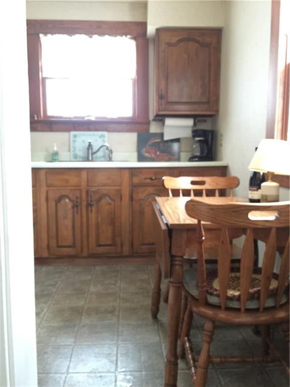 Modest yet enough space for a sweet 2 person table.