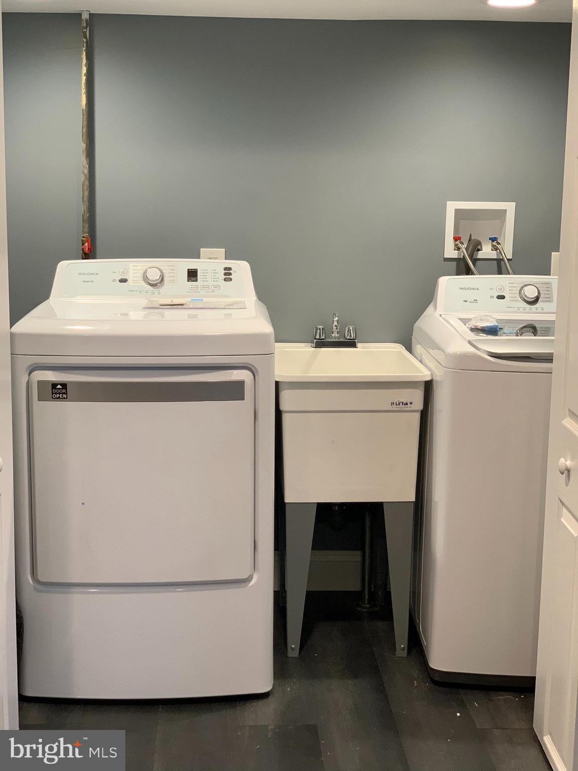 4536 Pen Lucy Road Baltimore, MD 21229 - Photo 14 of 14 Laundry