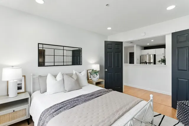 $1,098,000 | 935 Old County Road, Unit 42, Belmont, CA 94002