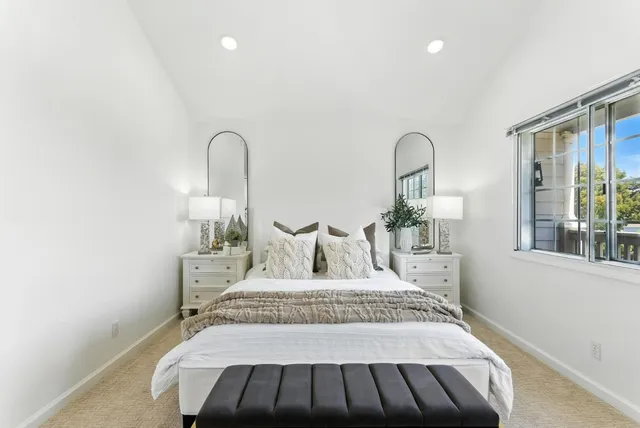 $1,098,000 | 935 Old County Road, Unit 42, Belmont, CA 94002