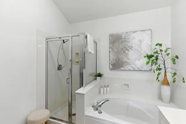 $1,098,000 | 935 Old County Road, Unit 42, Belmont, CA 94002