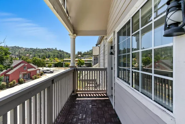 $1,098,000 | 935 Old County Road, Unit 42, Belmont, CA 94002