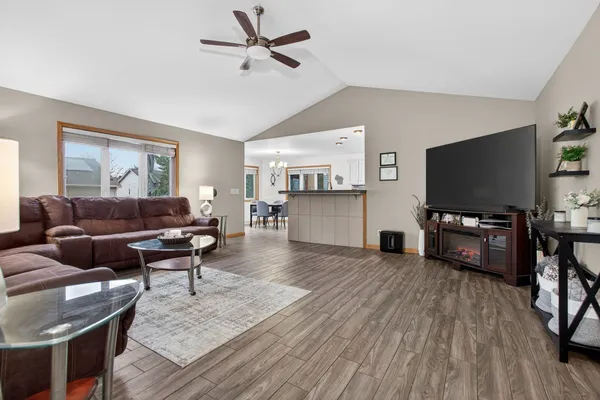 $479,000 | 1422 Goldenrod Circle, West Bend, WI 53095
