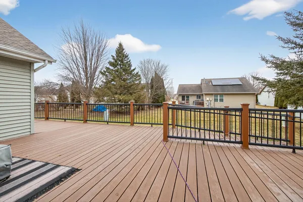 $479,000 | 1422 Goldenrod Circle, West Bend, WI 53095