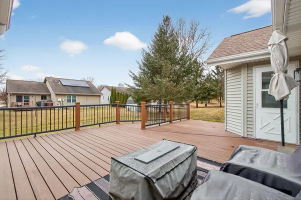 $479,000 | 1422 Goldenrod Circle, West Bend, WI 53095