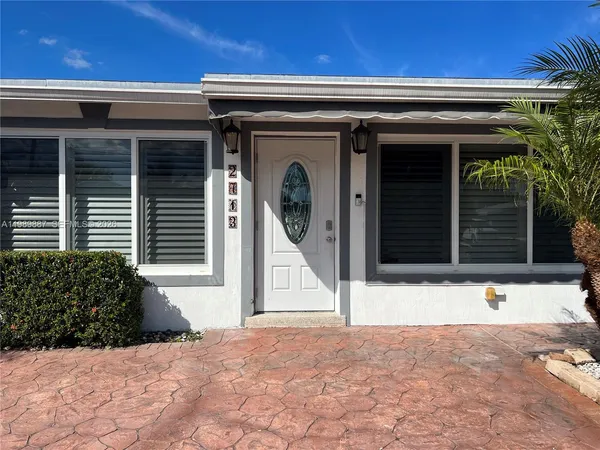 $3,700 | 2713 Sherman Street, Hollywood, FL 33020