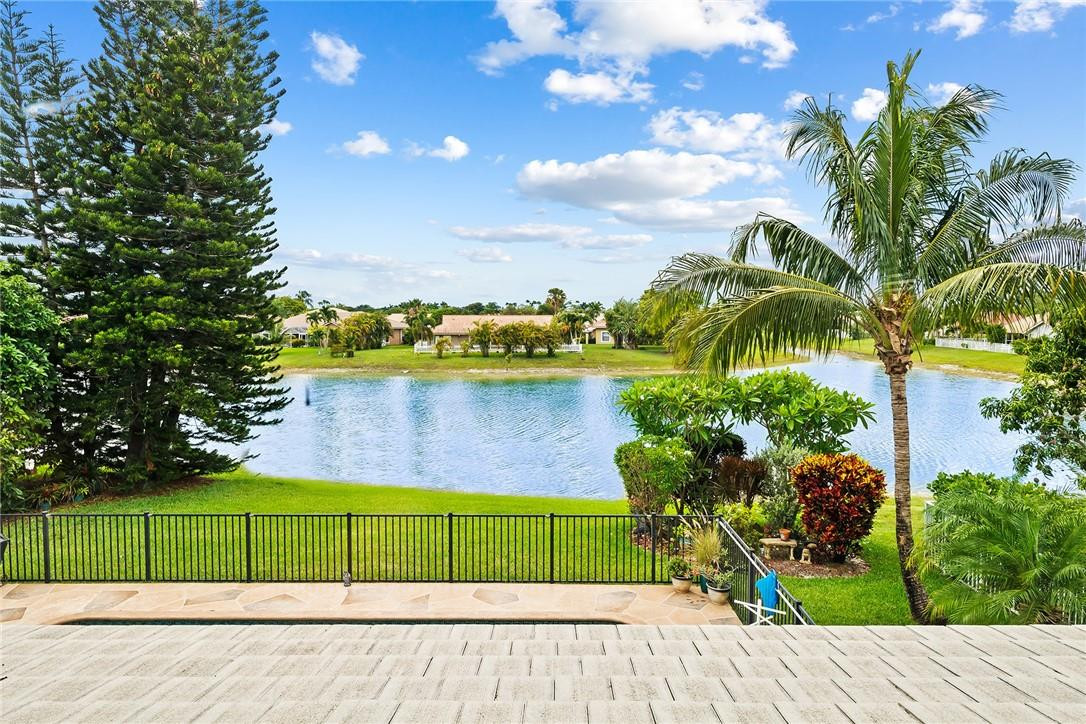 20724 Waters Edge Court Boca Raton, FL 33498 - Photo 30 of 34 Photo 30