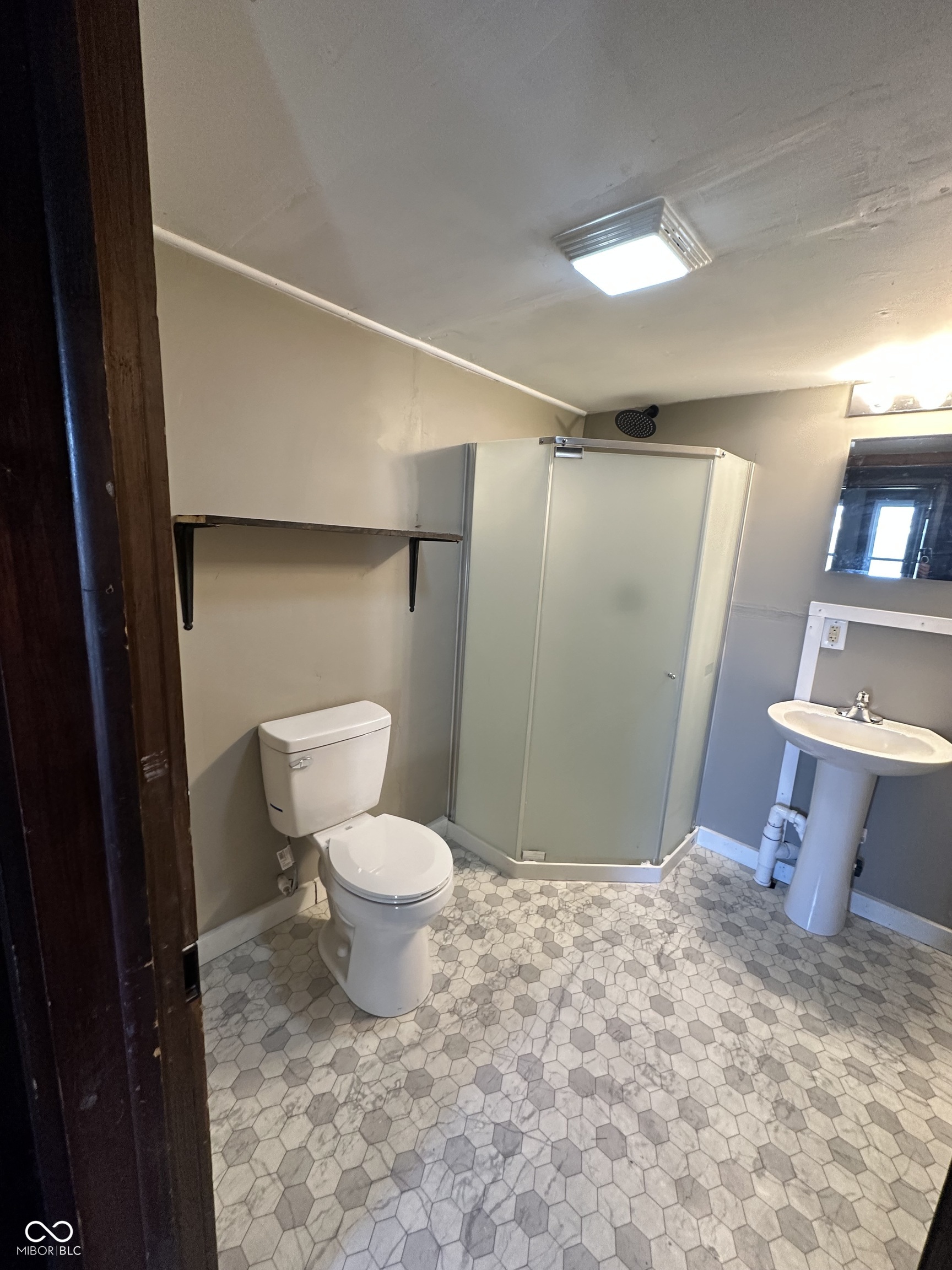 739 Maple Street Columbus, IN 47201 - Photo 23 of 24