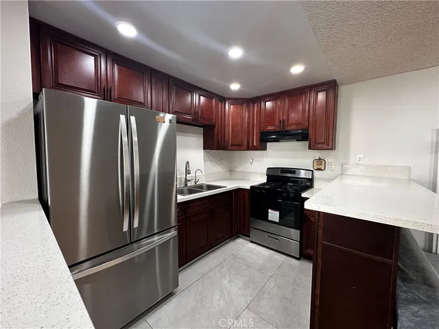 $2,100 | 801 East Chestnut Street, Unit 2, Glendale, CA 91205