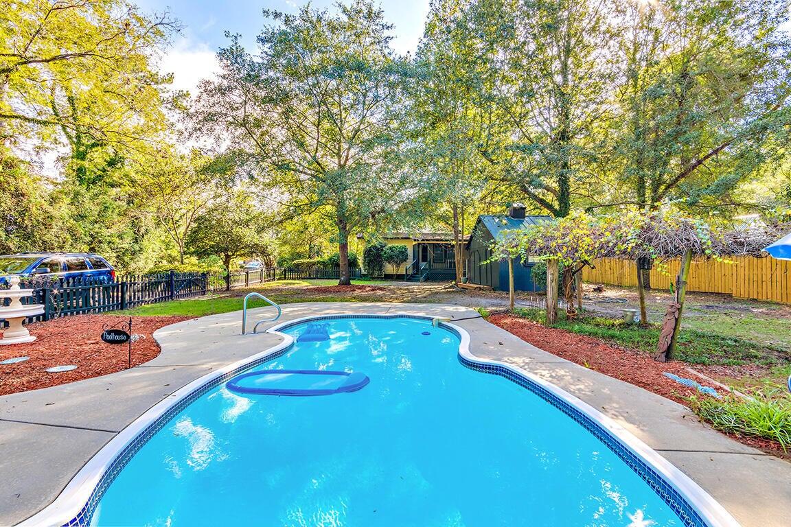 504 Raysor Street St. George, SC 29477 - Photo 12 of 24 20211108193638743042000000-o