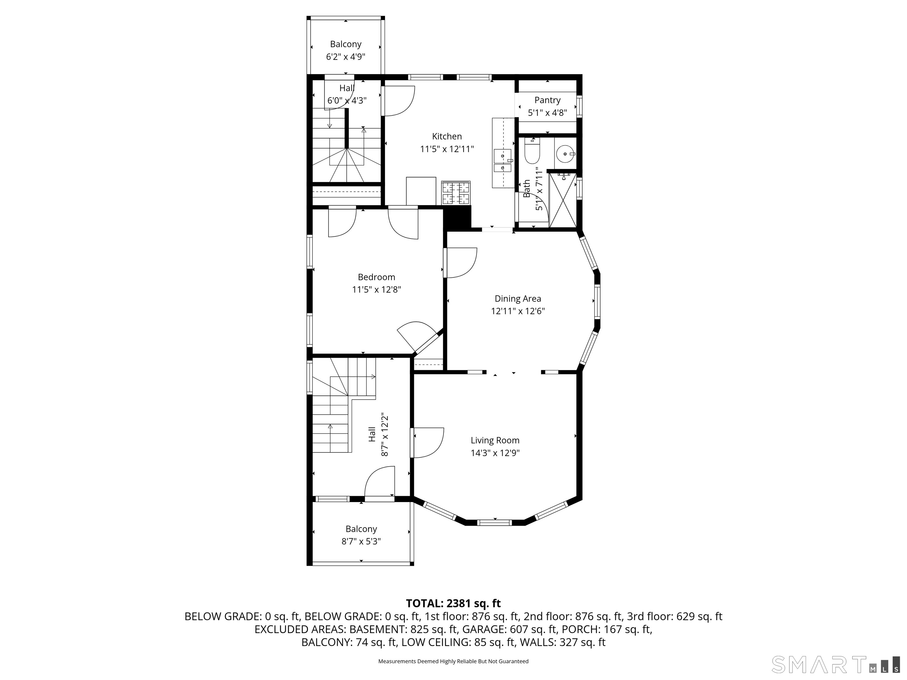 386 Huntington Road Bridgeport, CT 06608 - Photo 32 of 33 a picture of a room with a white wall and picture