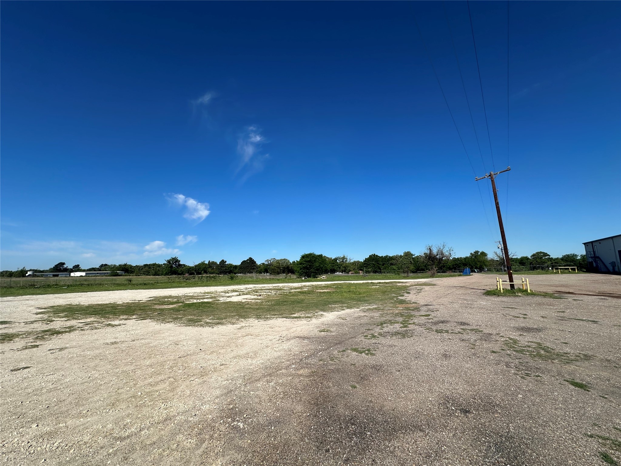 2013 Highway 79 Buffalo, TX 75831 - Photo 9 of 24 a view of an ocean and beach