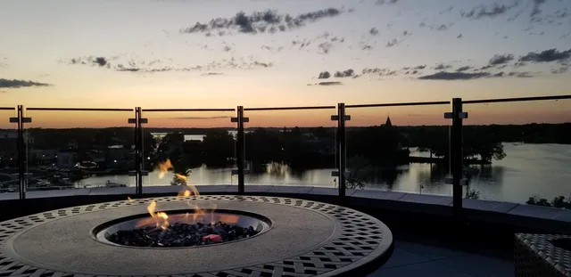 $4,250 | 215 East Pleasant Street, Unit 507, Oconomowoc, WI 53066