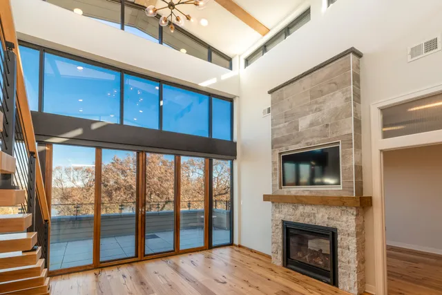 $4,250 | 215 East Pleasant Street, Unit 507, Oconomowoc, WI 53066