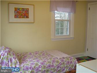 245 Croyden Road Cheltenham, PA 19012 - Photo 8 of 12 Bedroom 3
