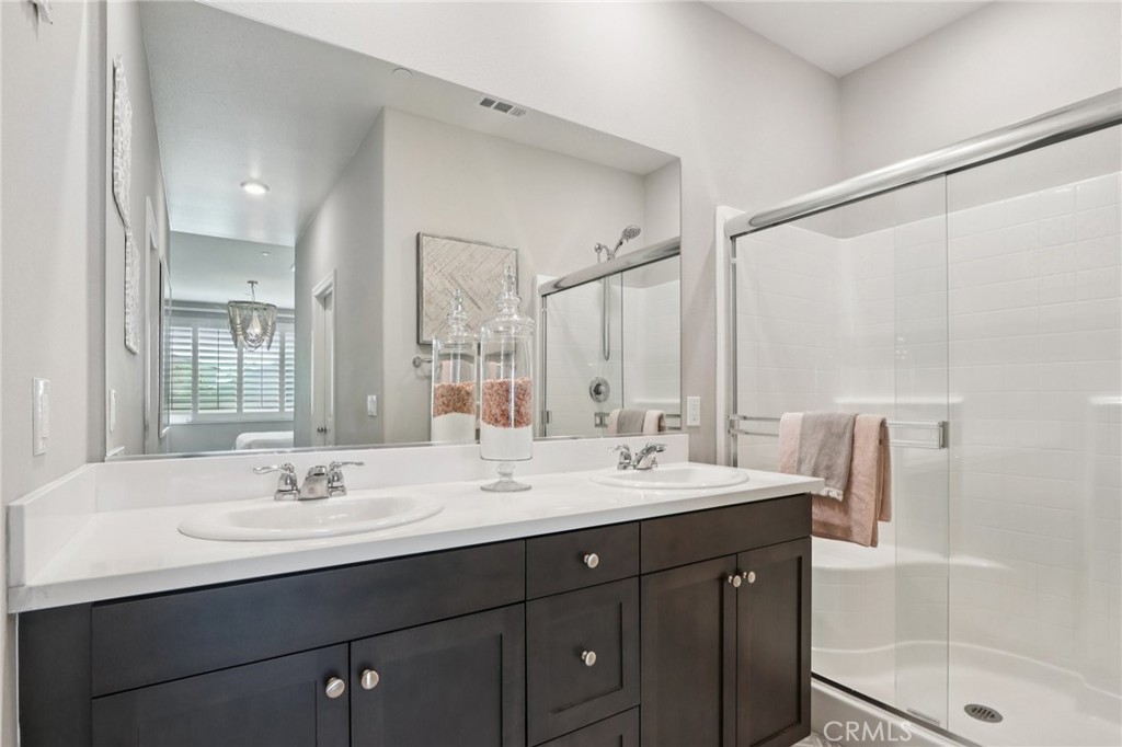 32057 Rambling Court Winchester, CA 92596 - Photo 14 of 33