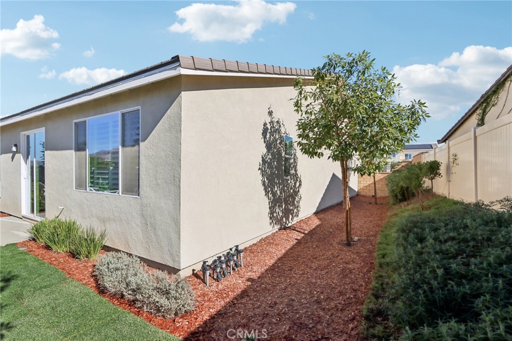 32057 Rambling Court Winchester, CA 92596 - Photo 24 of 33