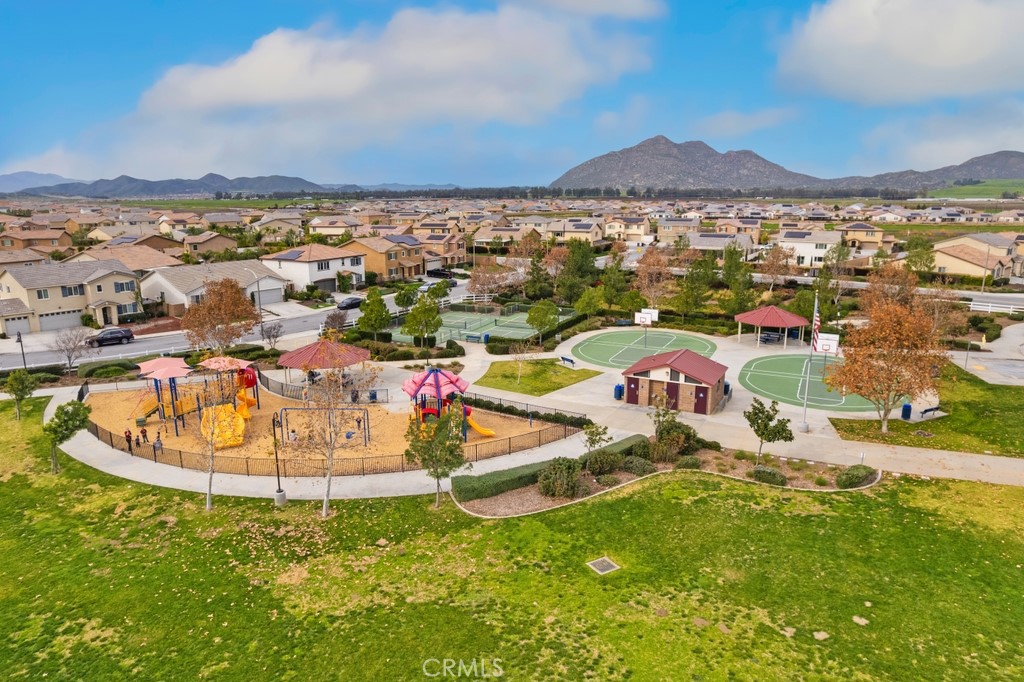 32057 Rambling Court Winchester, CA 92596 - Photo 26 of 33