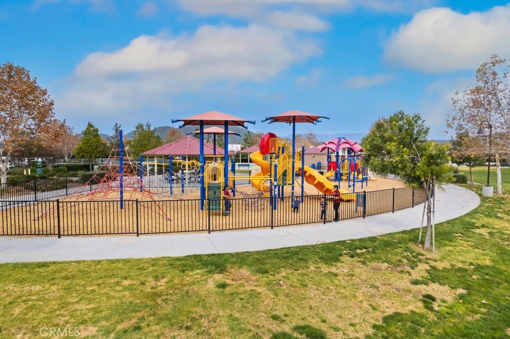 32057 Rambling Court Winchester, CA 92596 - Photo 27 of 33