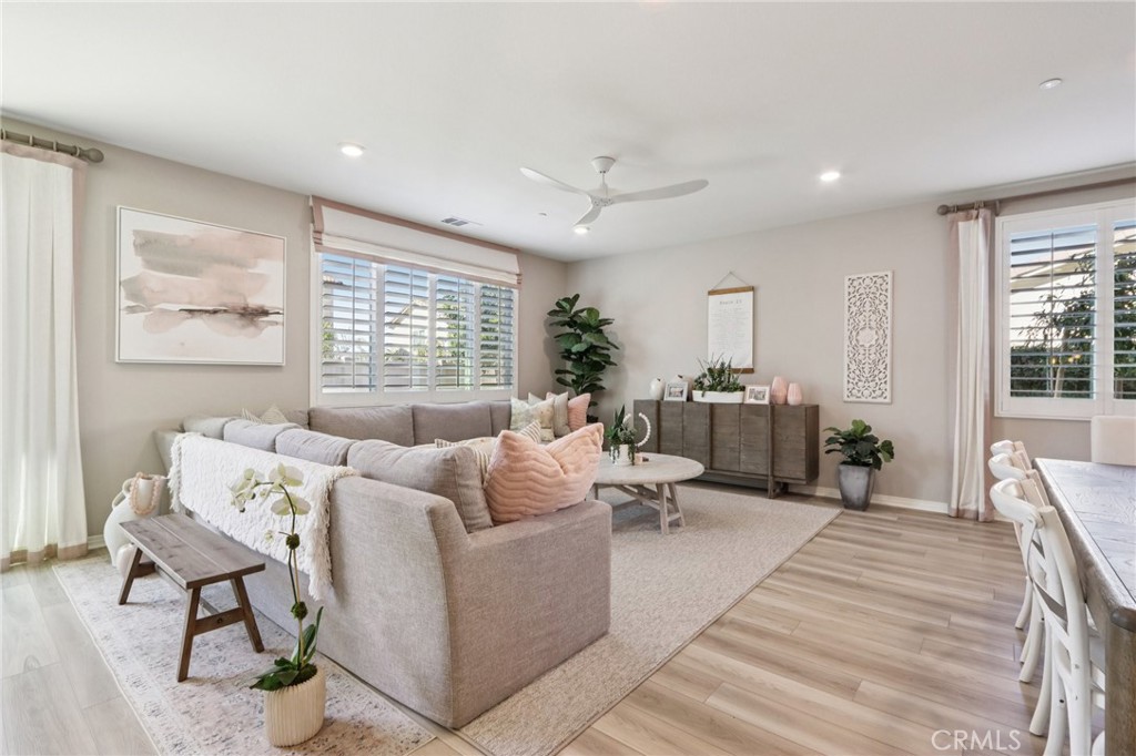 32057 Rambling Court Winchester, CA 92596 - Photo 5 of 33