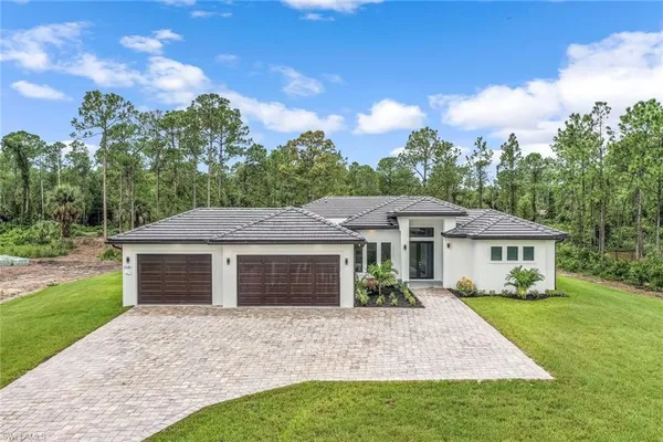 $1,499,000 | 2840 Golden Gate Boulevard West, Naples, FL 34117