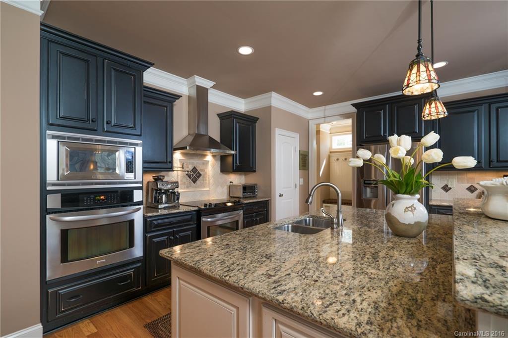 303 Whippoorwill Road, Unit 39 Mooresville, NC 28117 - Photo 8 of 23