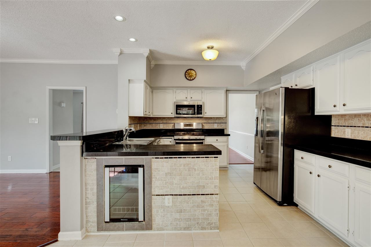 3609 Long Ridge Road Durham, NC 27703 - Photo 10 of 30 Kitchen