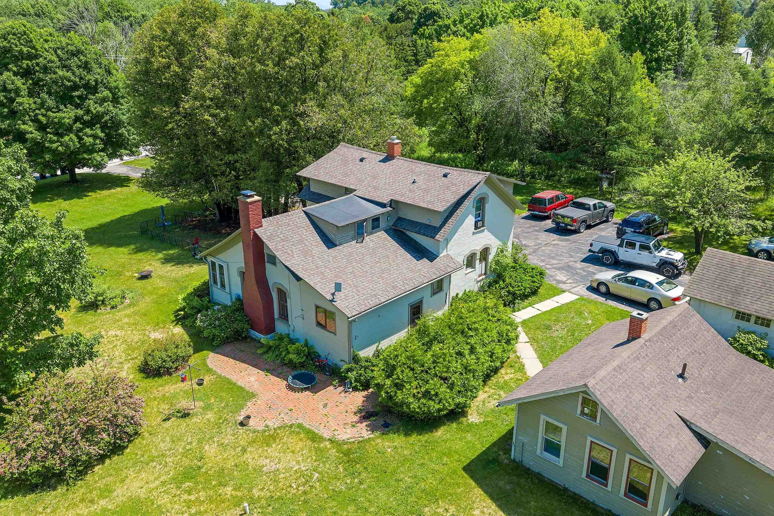 1317 Shiloh Road Sturgeon Bay, WI 54235 - Photo 1 of 27