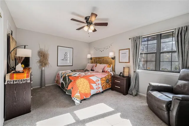 $199,900 | 233 Stonebridge Lane, Smithville, MO 64089