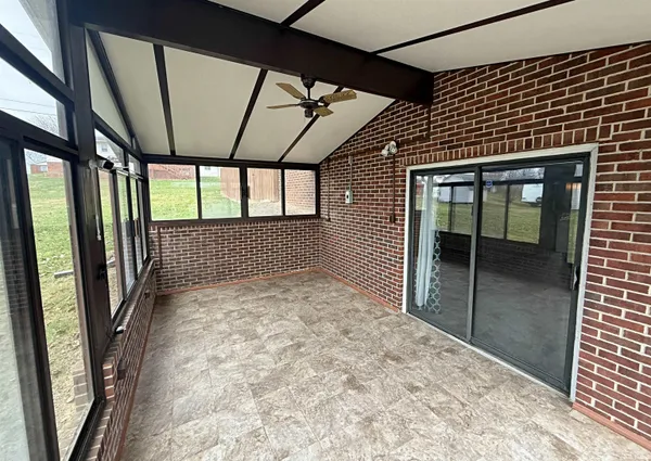 $282,500 | 1504 East National Highway, Washington, IN 47501