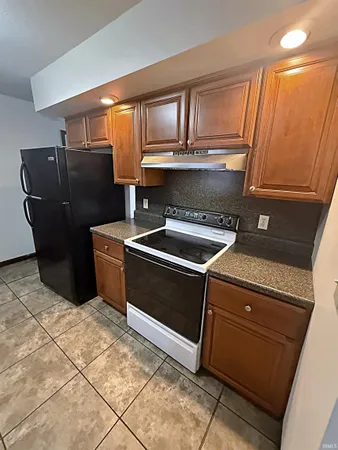 $282,500 | 1504 East National Highway, Washington, IN 47501