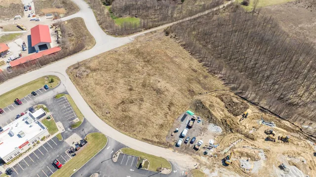 $925,000 | 0 Links Way, Aurora, IN 47001