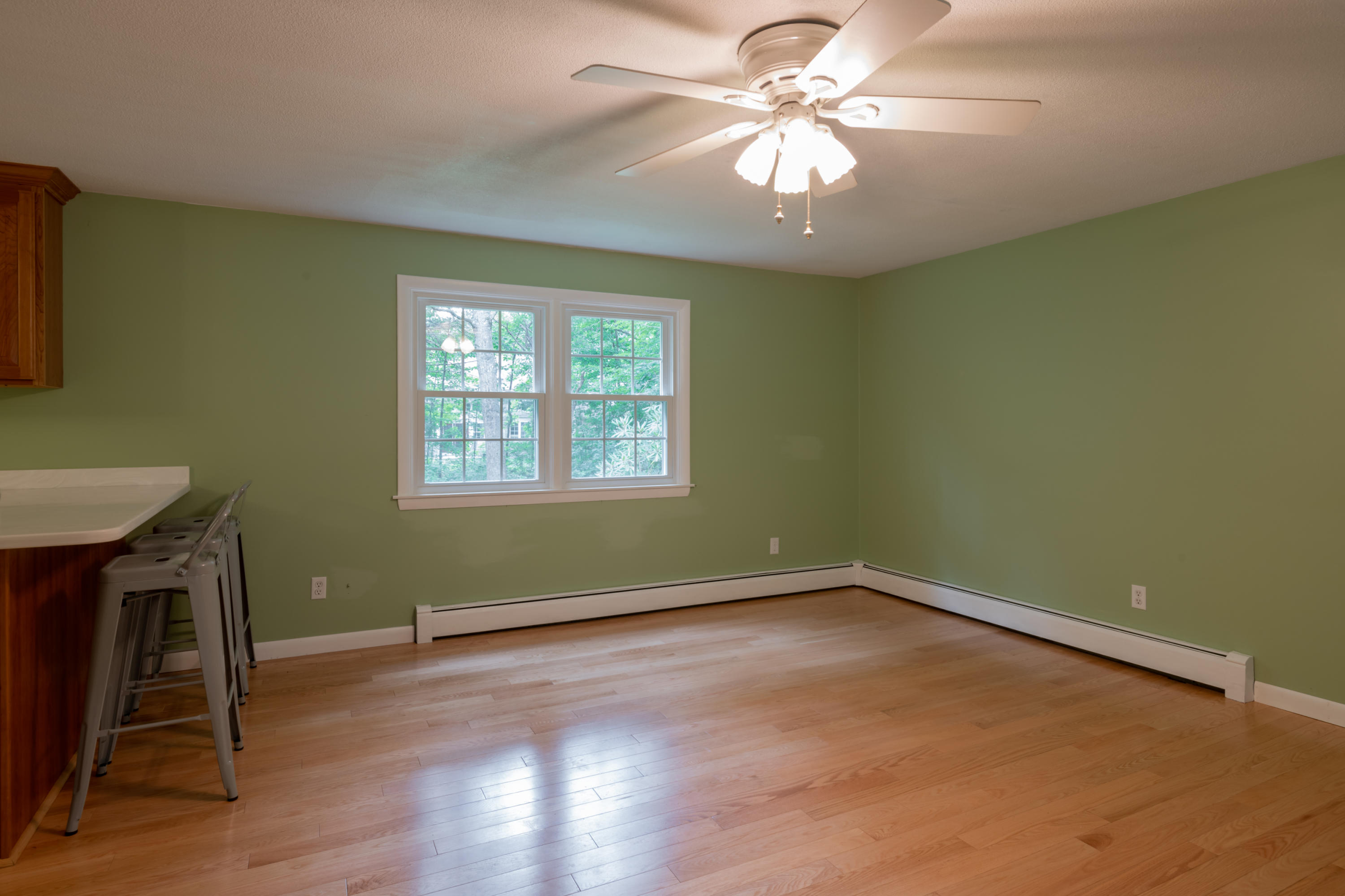 1 Laurel Road Brunswick, ME 04011 - Photo 7 of 22 1 Laurel-6