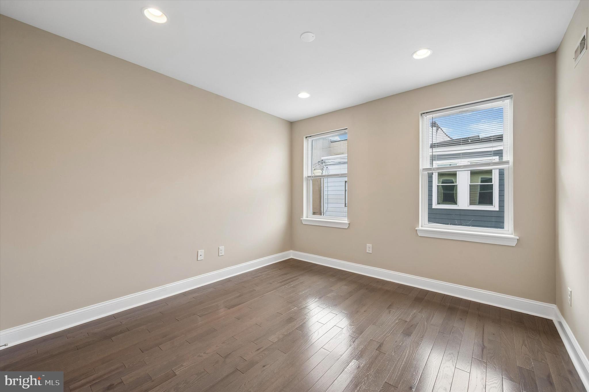 1748 South Mole Street Philadelphia, PA 19145 - Photo 19 of 27