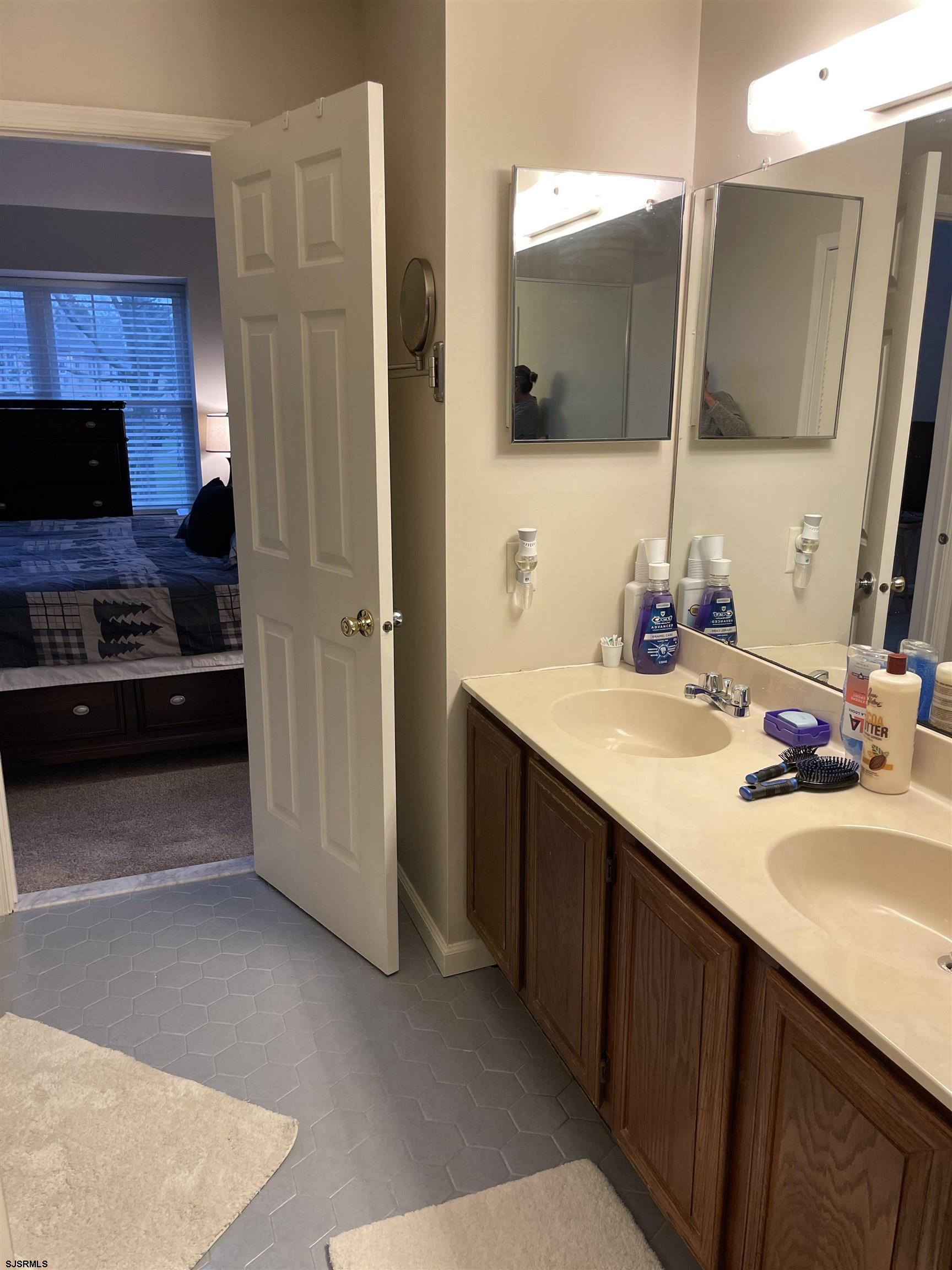 212 Exton Road Somers Point, NJ 08244 - Photo 12 of 19 Gallery Image 12