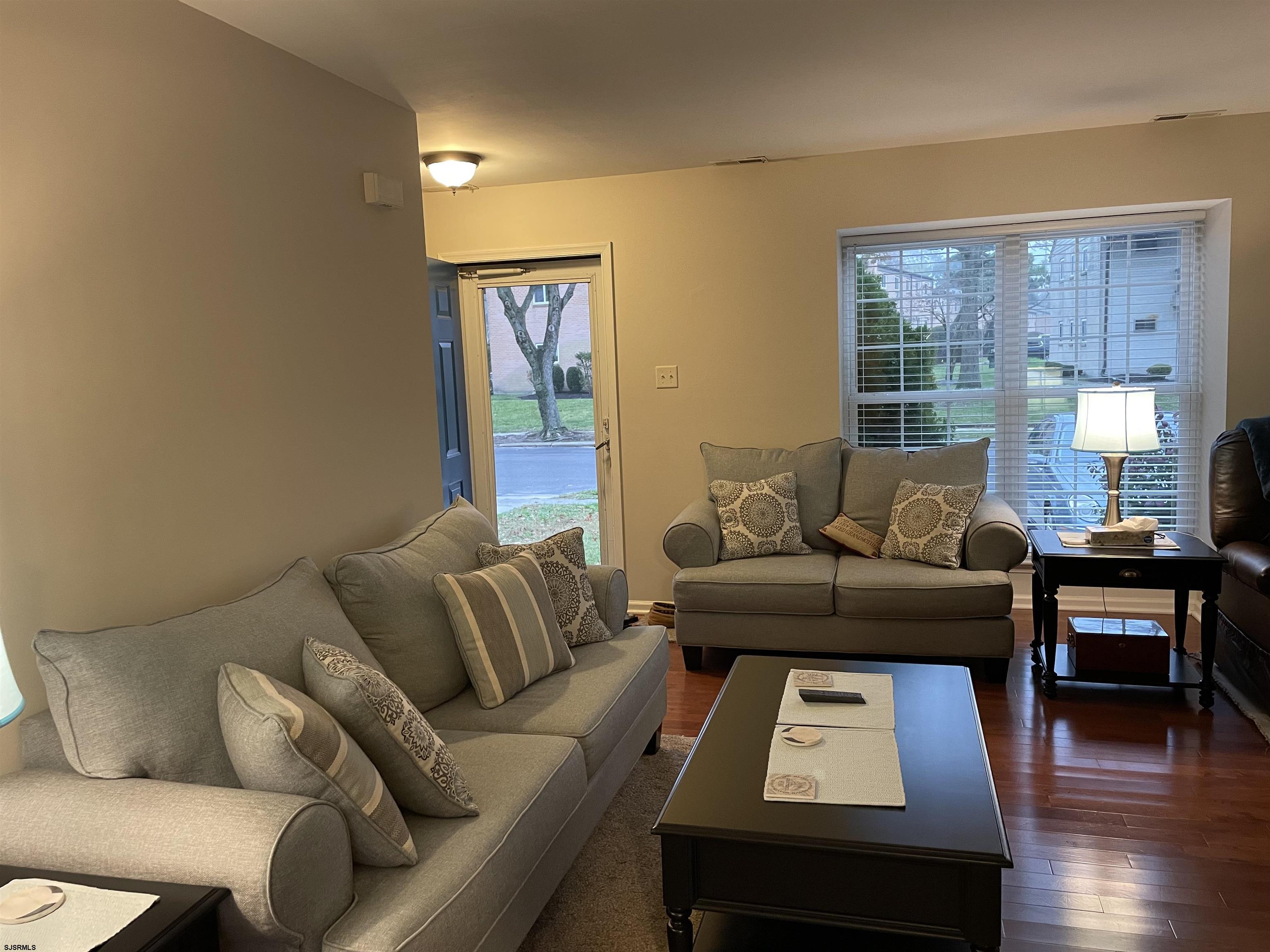212 Exton Road Somers Point, NJ 08244 - Photo 3 of 19 Gallery Image 3