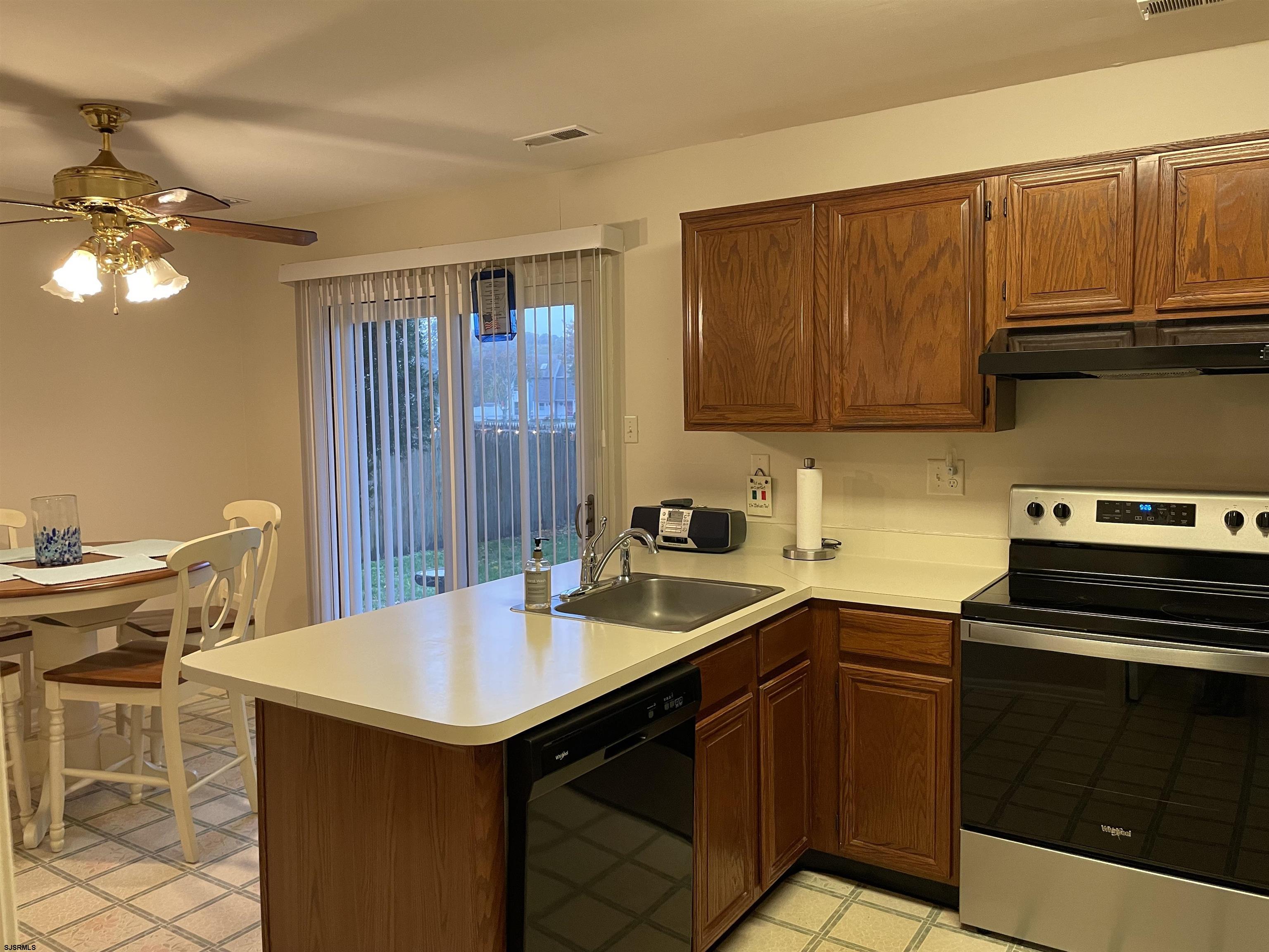 212 Exton Road Somers Point, NJ 08244 - Photo 9 of 19 Gallery Image 9