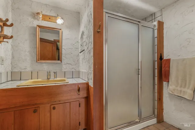 $1,490,000 | 134 Bear Paw Lane, Lenore, ID 83541