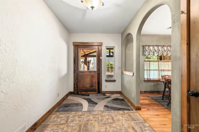 $1,490,000 | 134 Bear Paw Lane, Lenore, ID 83541