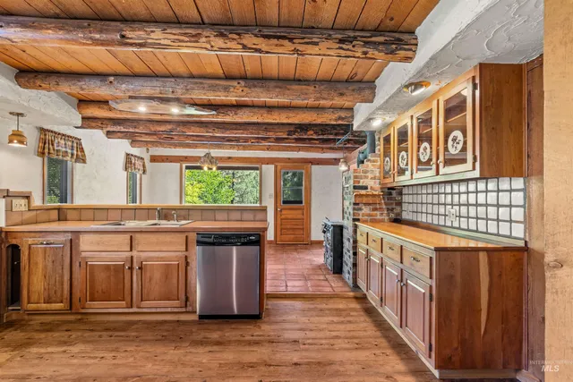 $1,490,000 | 134 Bear Paw Lane, Lenore, ID 83541