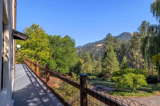 $1,490,000 | 134 Bear Paw Lane, Lenore, ID 83541