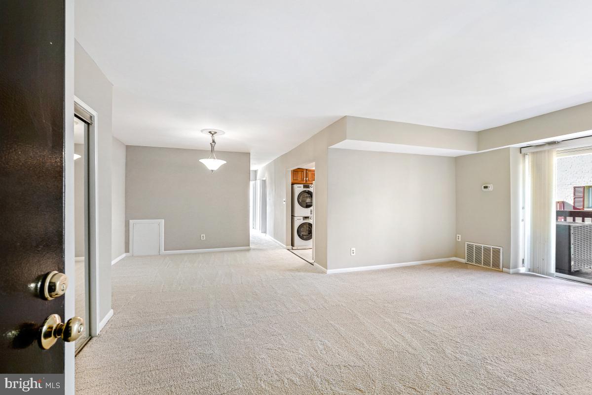 53 Skyhill Road, Unit 204 Alexandria, VA 22314 - Photo 6 of 26 a view of an empty room