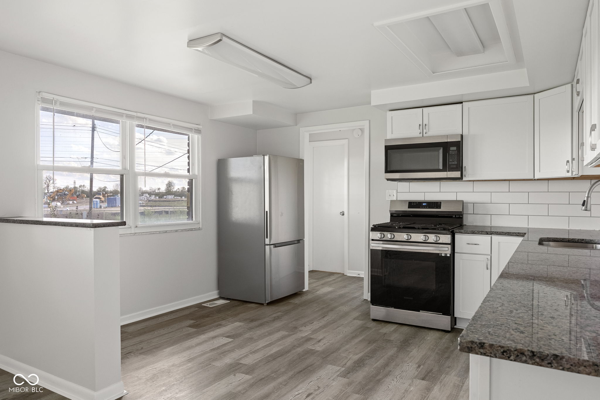 8233 Thompson Road Indianapolis, IN 46239 - Photo 13 of 43