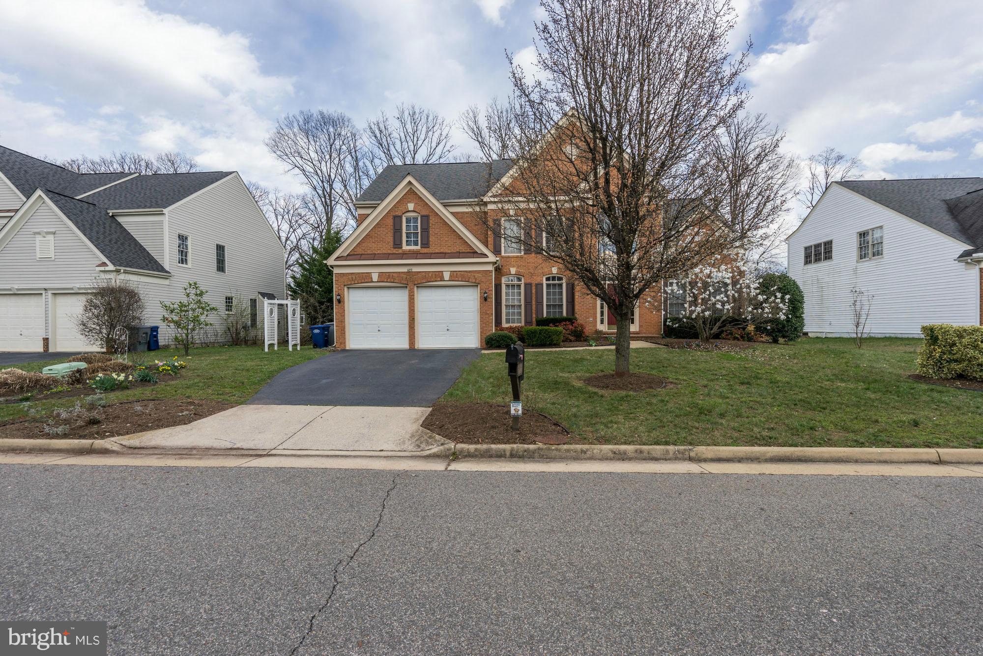 6031 Sumner Road Alexandria, VA 22310 - Photo 2 of 30 Exterior (General)