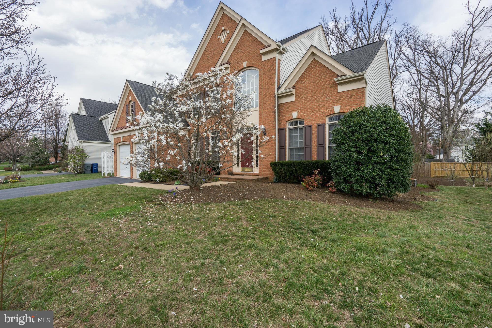 6031 Sumner Road Alexandria, VA 22310 - Photo 4 of 30 Exterior (General)