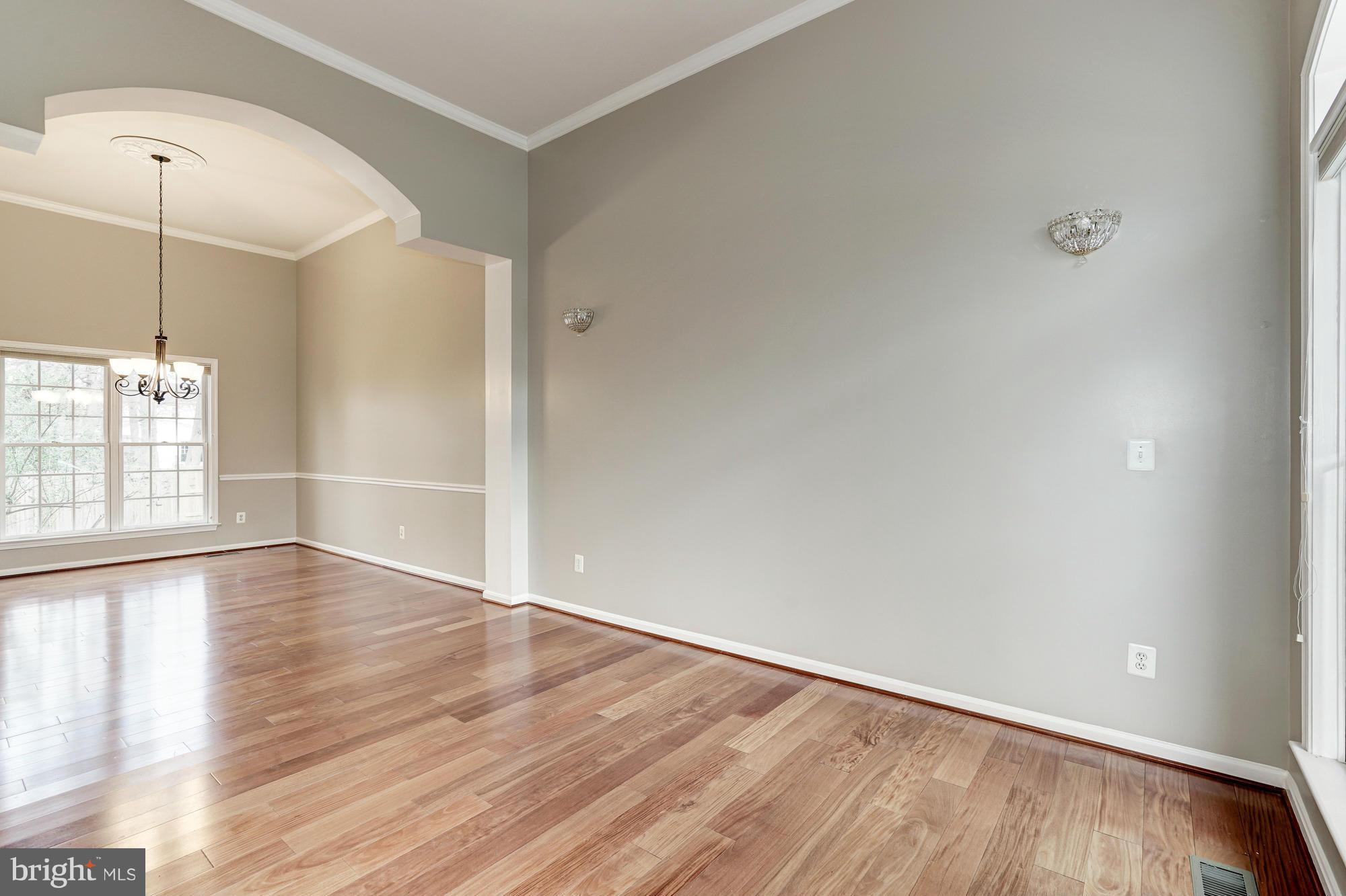6031 Sumner Road Alexandria, VA 22310 - Photo 7 of 30 Interior (General)