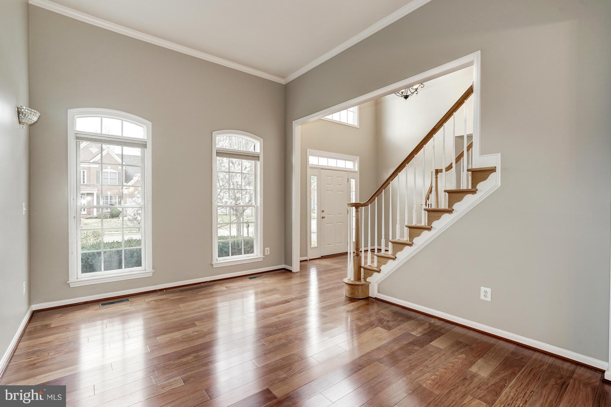 6031 Sumner Road Alexandria, VA 22310 - Photo 9 of 30 Interior (General)