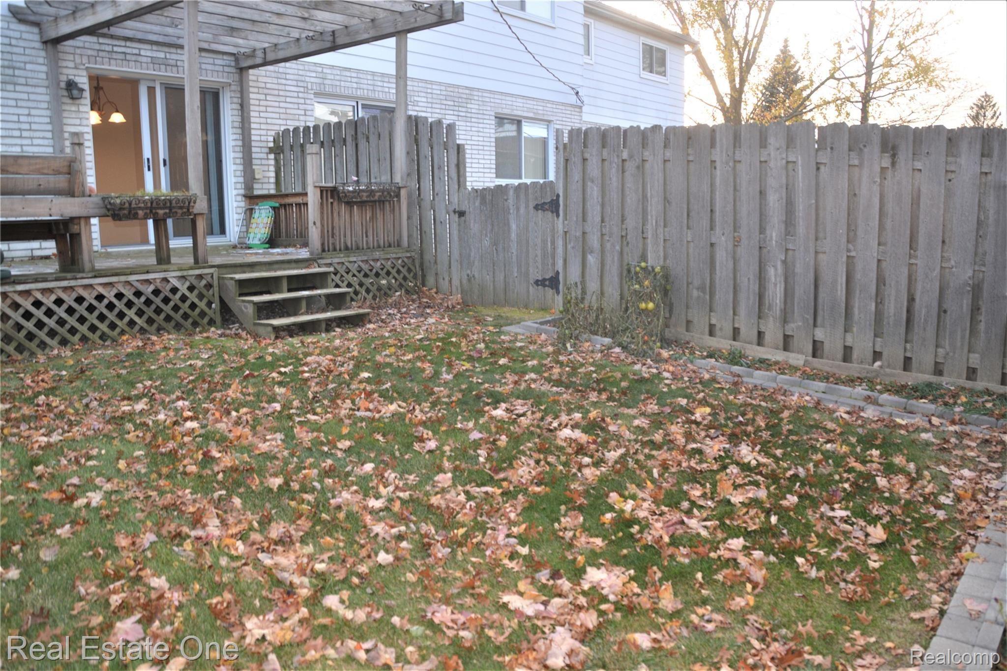 55 Manor Way, Unit 1040 Rochester, MI 48309 - Photo 10 of 14 DSC_2558 (2).JPG