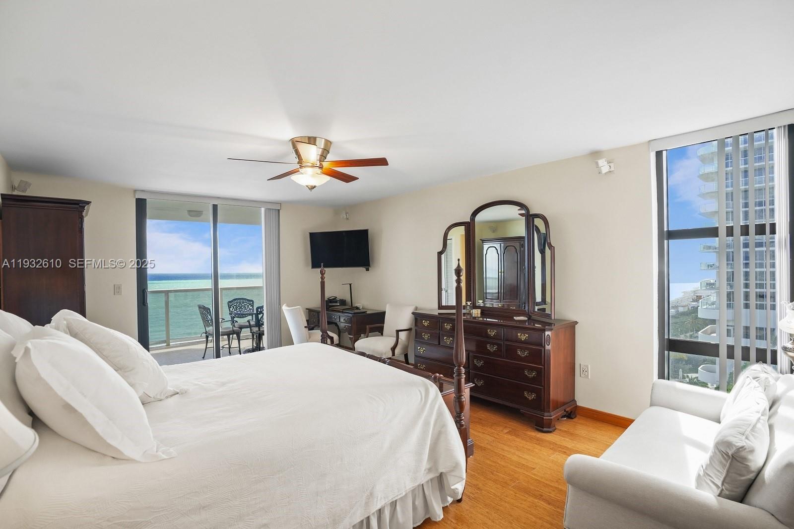 6423 Collins Avenue, Unit 1005 Miami Beach, FL 33141 - Photo 8 of 28